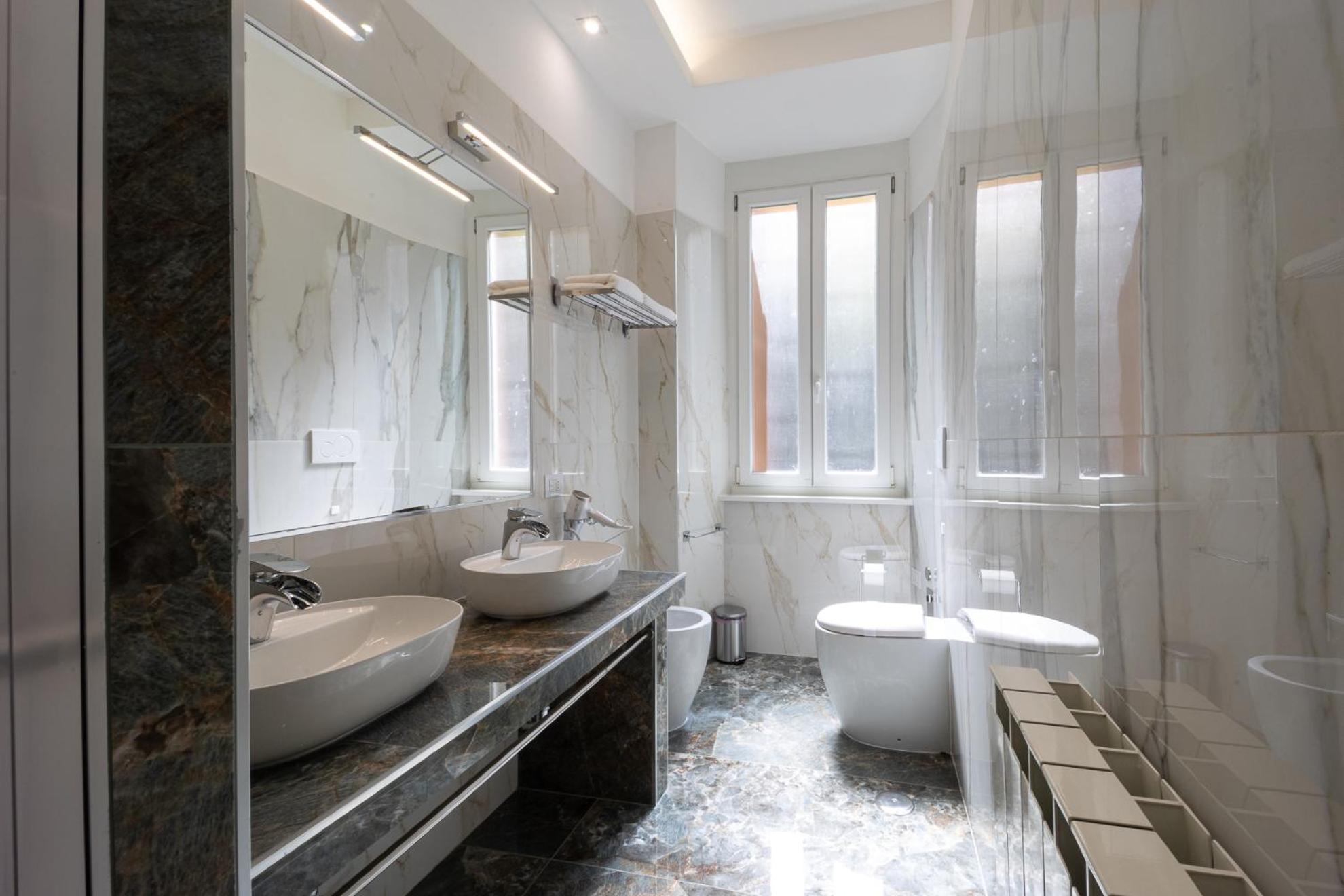 Caruso Regal House Apartment Рим Екстериор снимка