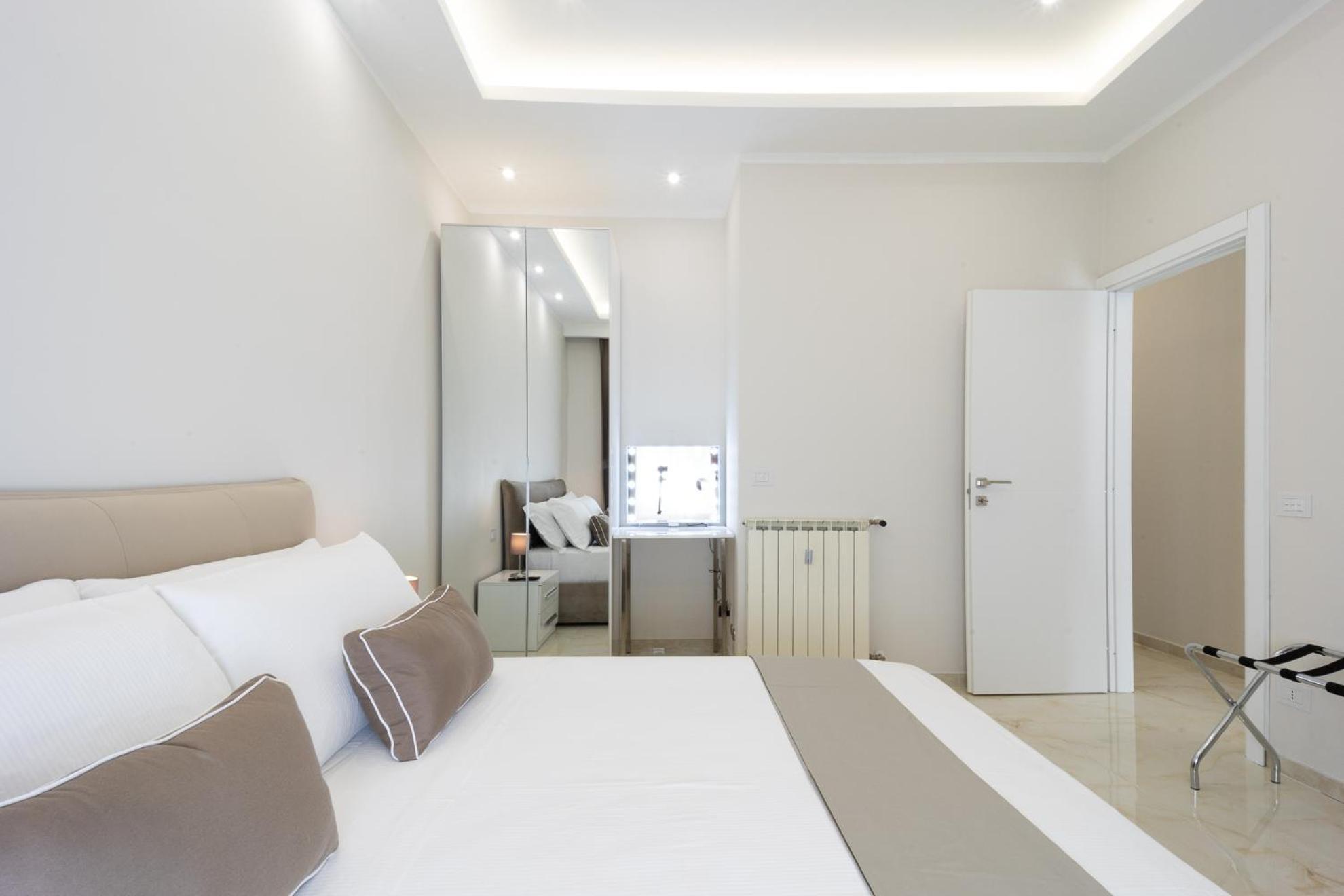 Caruso Regal House Apartment Рим Екстериор снимка